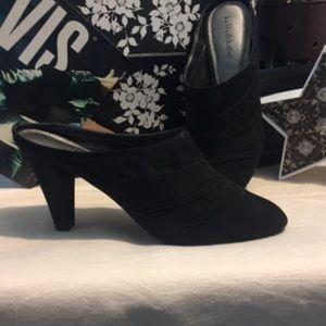 Kelly & Katie Black Velvet Heeled Mules-8.5-EUC